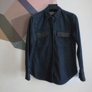 Gap 1969 Dark Blue Denim Button Down Jeans Shirt with Silver Stud Pocket Details